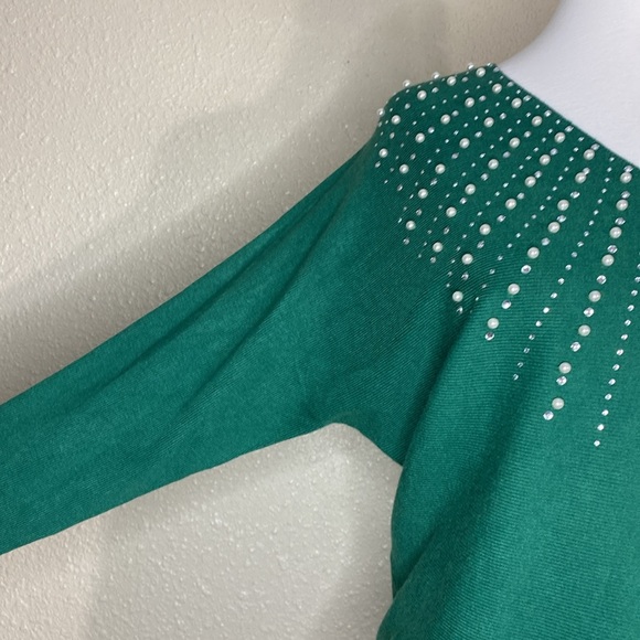 Liv Milano Green Sweater with Pearl Rhinestones NWT Size S - Picture 5 of 13